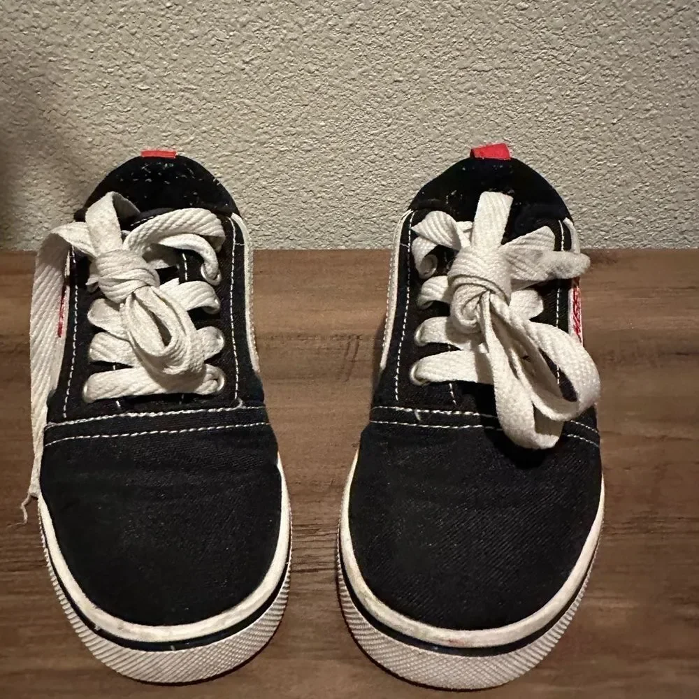 HEELYS Pro Wheeled Black Heel Boy Sneaker Size 13c
